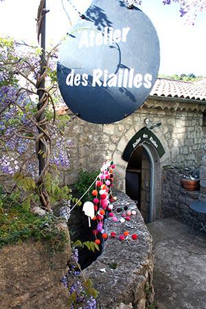 Village de Balazuc où retrouver Brigitte Moron Village de Balazuc où retrouver Brigitte Moron